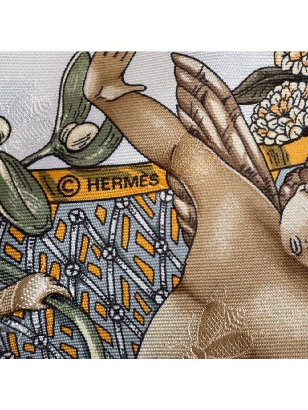 NEW Hermes Amours Bee Sunflower Jacquard Hermes Silk Scarf 1999 Annie Faivre - Picture 4 of 16